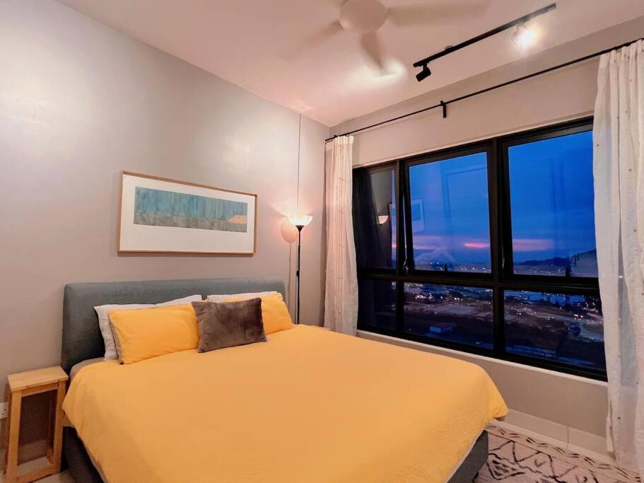 Studio Staycation D'Sara @ Linked Mrt, Near Thomson Hospital & Sungai Buloh Hospital エクステリア 写真